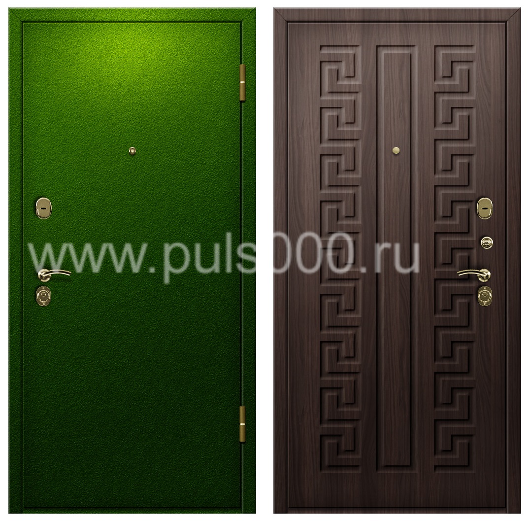 Темная зеленая порошковая дверь в коттедж PR-938