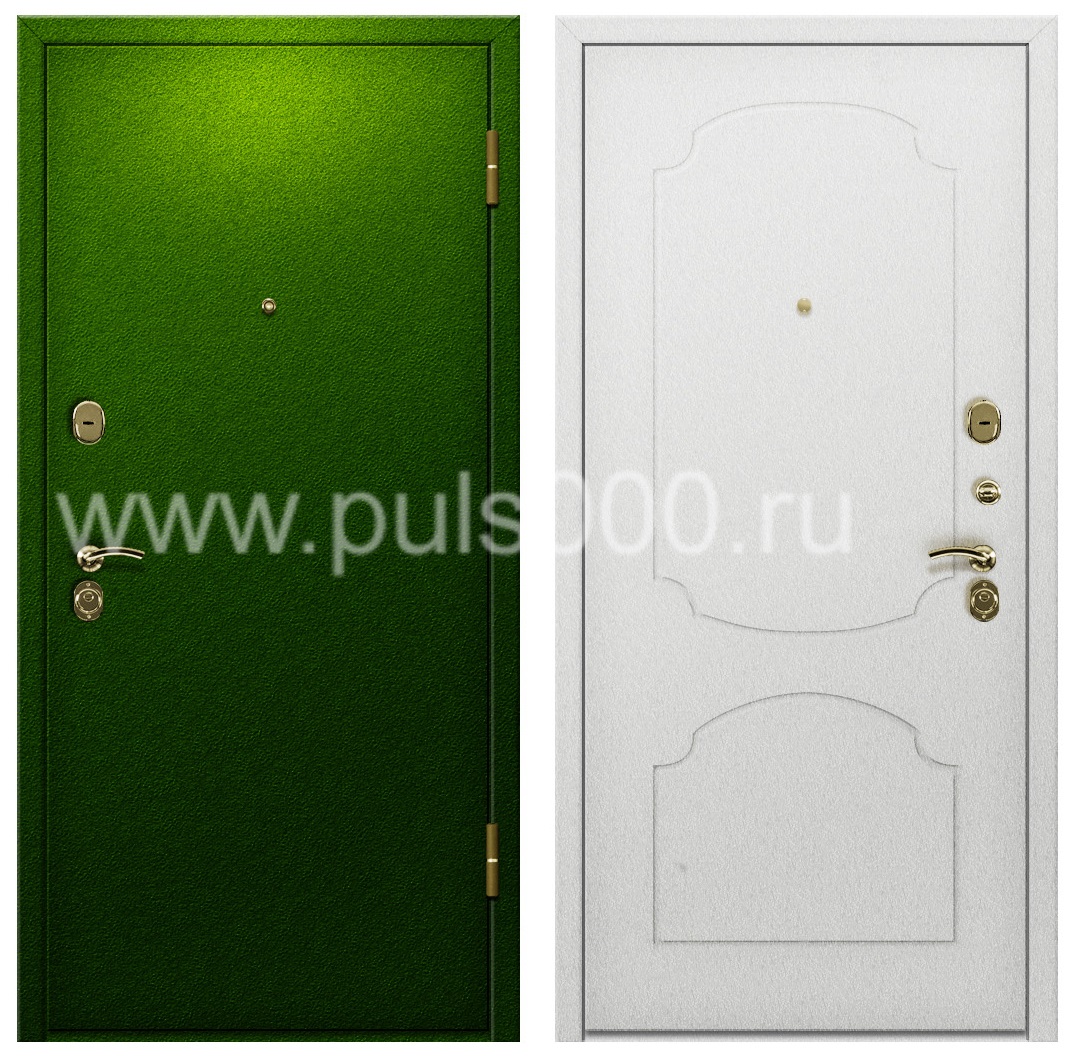 Зеленая дверь со светлым порошоковым окрасом в коттедж PR-934