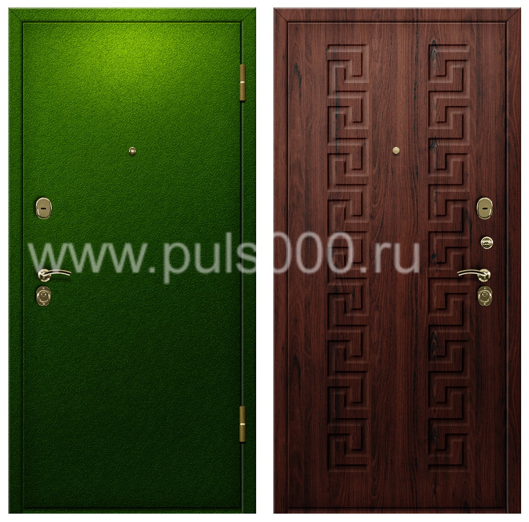 Входная дверь в квартиру железная зеленая с утеплителем PR-923