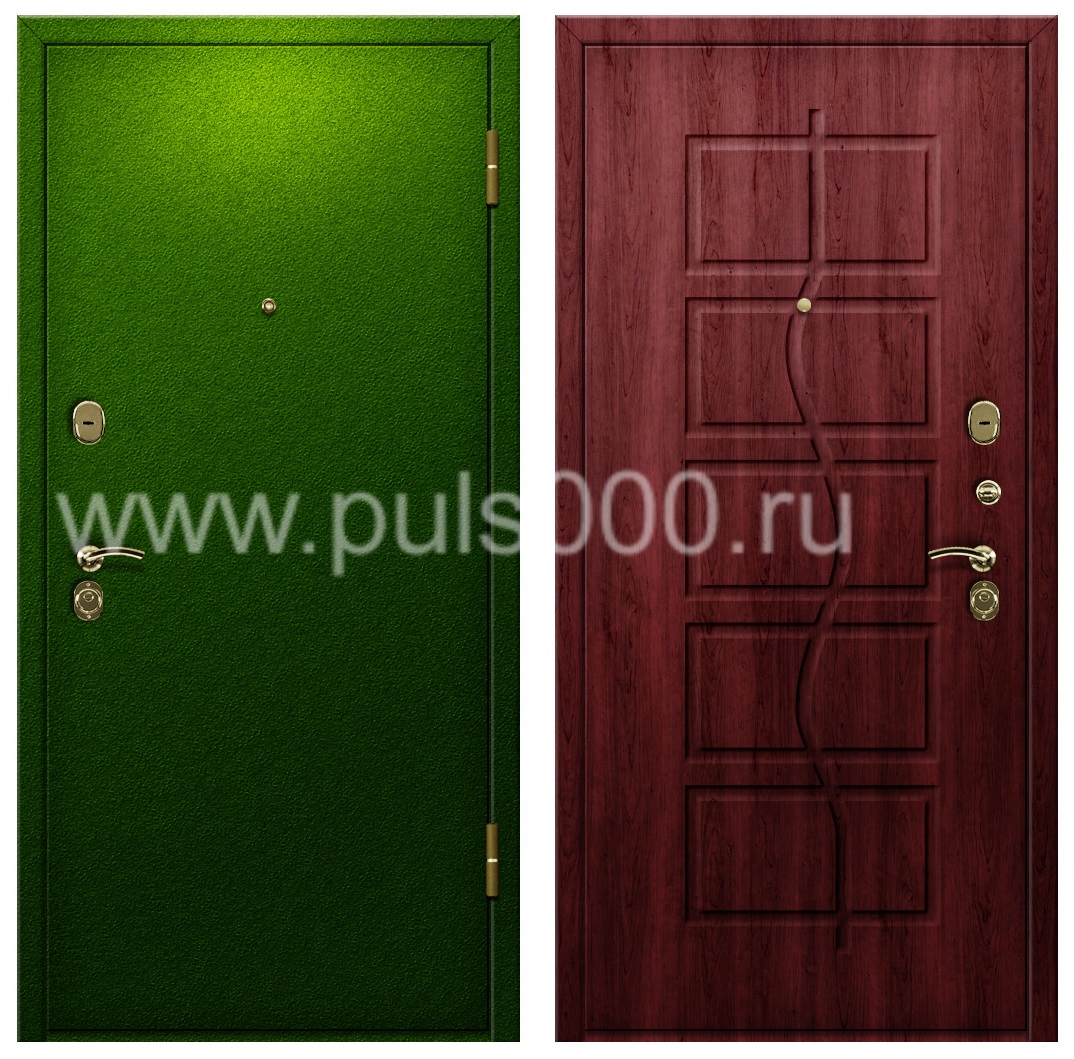 Входная дверь в квартиру зеленая с утеплителем PR-922