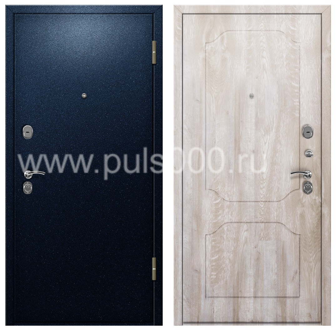 Входная дверь в квартиру металлическая со светлым окрасом и утеплителем PR-884