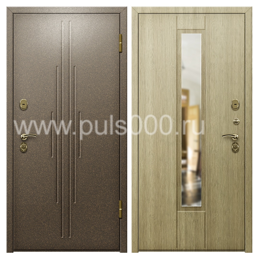 Входная дверь наружная светлая с зеркалом в коттедж PR-1085