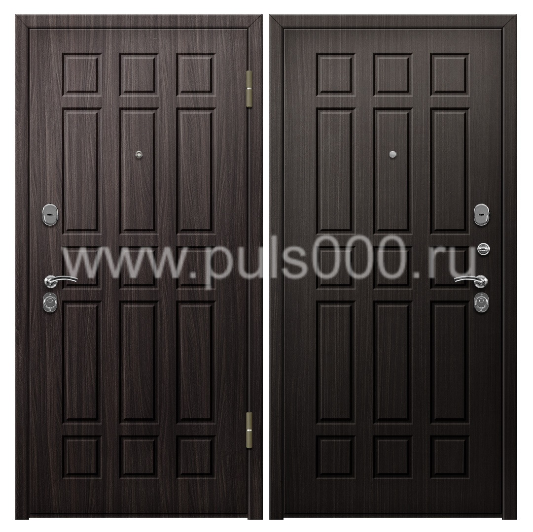 Металлическая наружная дверь с в коттедж MDF-281