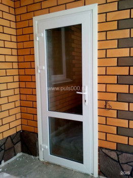 Входная дверь для дачи стеклянная белая ST-014, цена 45 320  руб.