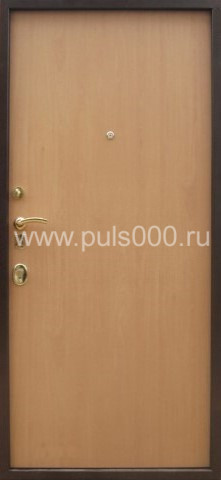 Металлическая утепленная дверь INS-1211 с ламинатом с двух сторон, цена 9 400  руб.