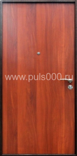 Металлическая дверь с порошковым напылением PR-11 + ламинат, цена 20 000  руб.