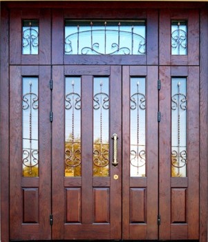 Парадная дверь для частного дома МДФ с ковкой и стеклом ПР-41