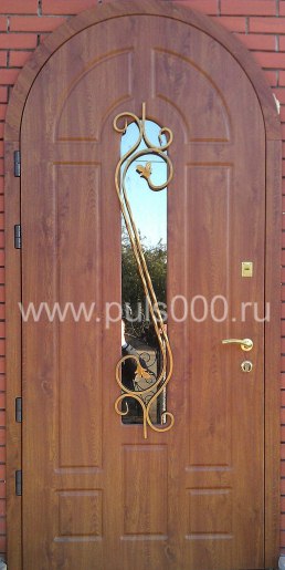 Входная коричневая дверь из МДФ с аркой АР-7, цена 28 300  руб.