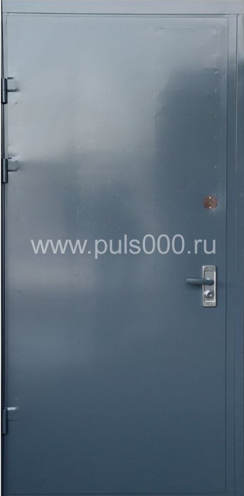 Металлическая противопожарная дверь ПР-1168 окрашена нитроэмалью, цена 19 500 руб. Металлическая противопожарная дверь ПР-1168 окрашена нитроэмалью, цена 19 500 руб.